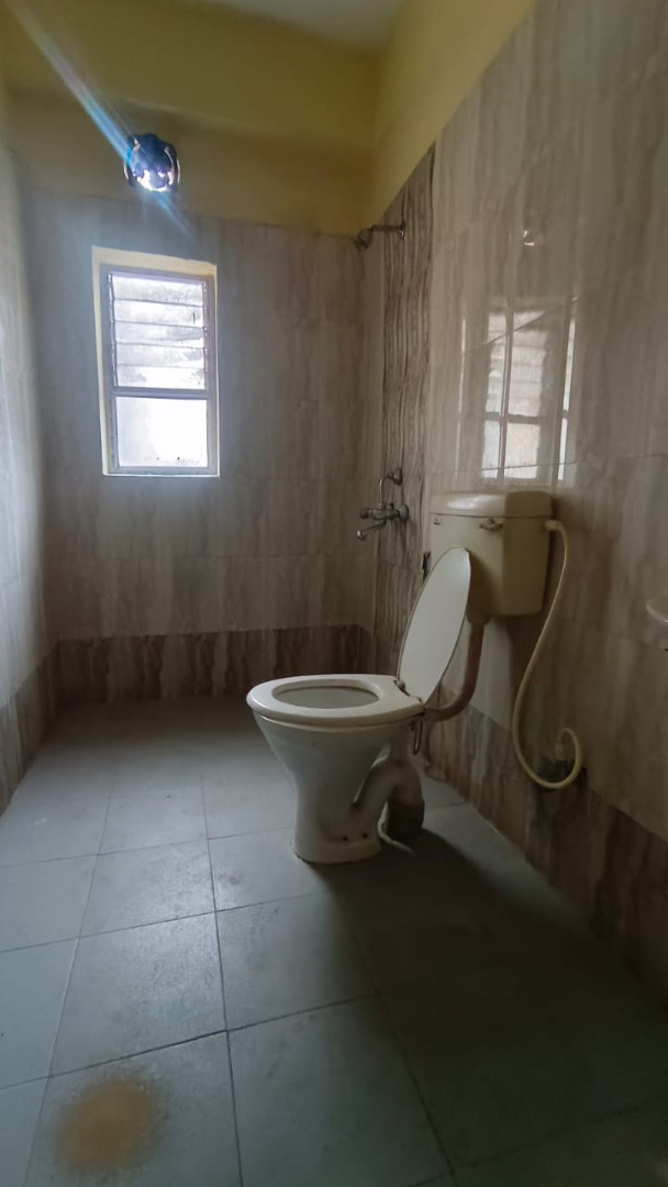 Unfurnished 3bhk in six mile, Juripar Path, Barbari Village, Guwahati, Assam, India for Rent